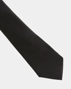 Black Tie