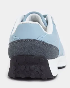 Boys Shoe (Size 8-5)