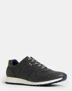 Casual Laced Shoe