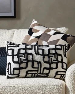 Line Mono Cushion