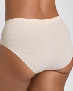 Seamless Short