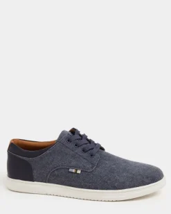 Washed Laced Canvas Shoe